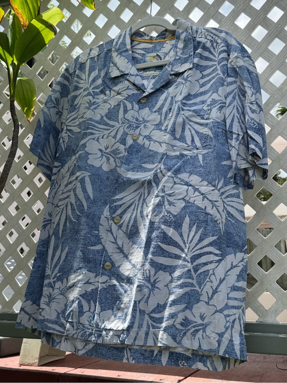 Tommy Bahama Blue Short-Sleeve Hawaiian Shirt - Casual Men’s Shirt
